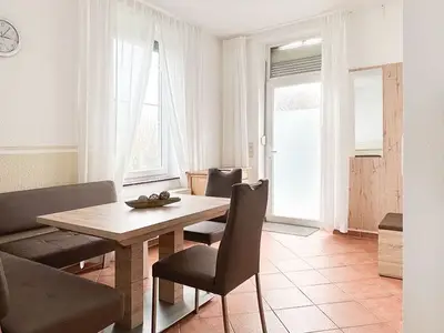 Ferienwohnung für 3 Personen (55 m²) in Holtgast 2/8