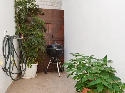 Ferienwohnung für 5 Personen (75 m²) in Trogir 1/10