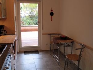 7953036-Ferienwohnung-2--300x225-4