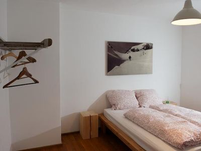 Schlafzimmer 2