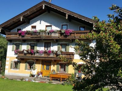 Angarterhof - Bauernhaus im Sommer