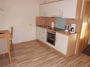 21653397-Ferienwohnung-4--300x225-3