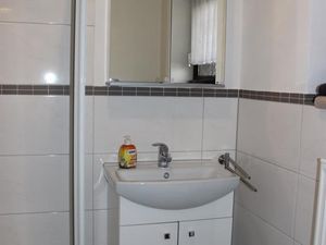 19367457-Ferienwohnung-1--300x225-5