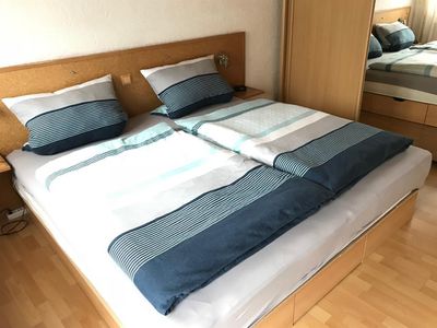 Schlafzimmer (Doppelbett)