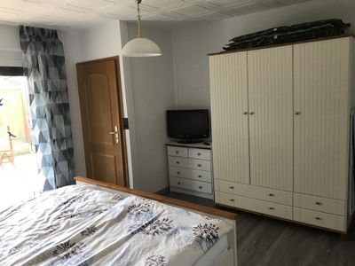 FeWo 2 Schlafzimmer mit TV