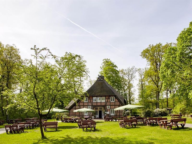 Aussenbereich mit Terrasse