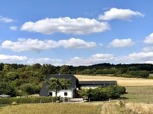 18706107-Ferienwohnung-4--300x225-1