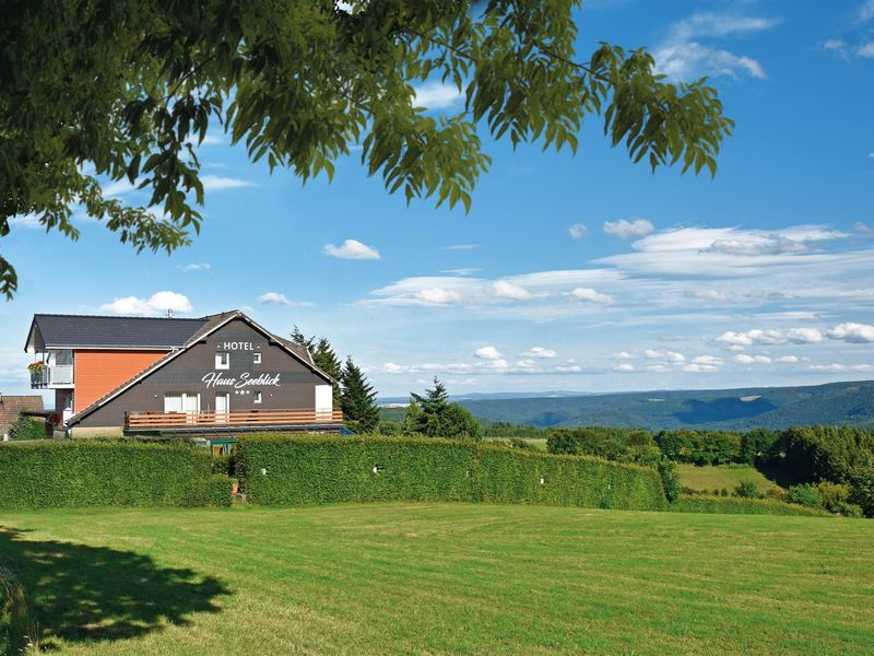 Hotel Haus Seeblick, Schmidt