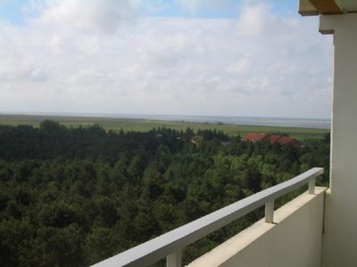 Balkon mit Seeblick und Landblick