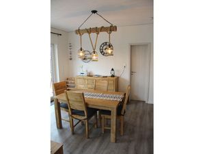 18716178-Ferienwohnung-6--300x225-4