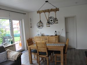 18716178-Ferienwohnung-6--300x225-5