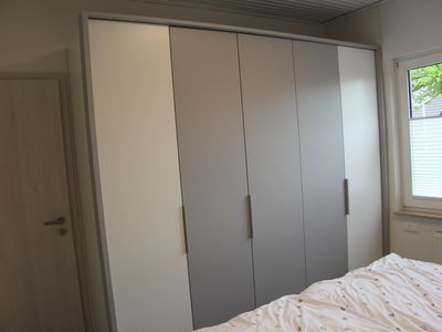 Schrank im Schlafzimmer