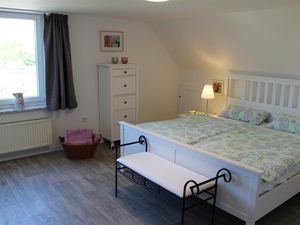 FW an der Südheide Schlafzimmer mit Doppelbett