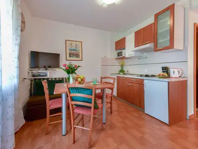 Ferienwohnung für 2 Personen (26 m²) in Stara Baska 7/10