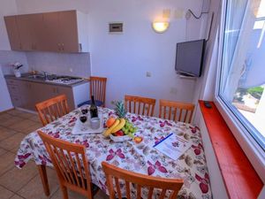 22451729-Ferienwohnung-4-Stara Novalja-300x225-4