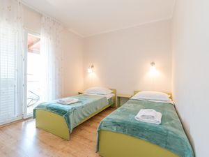 Ferienwohnung für 6 Personen (55 m²) in Stara Novalja