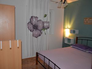 23930745-Ferienwohnung-6-Stara Novalja-300x225-4