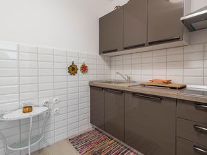 23756744-Ferienwohnung-3-Stara Novalja-300x225-3