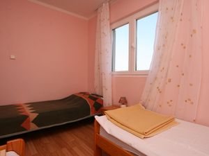 18555393-Ferienwohnung-3-Stara Novalja-300x225-4