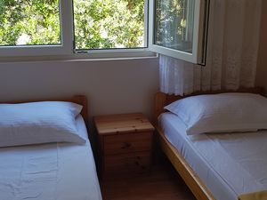 23929133-Ferienwohnung-2-Stara Novalja-300x225-4