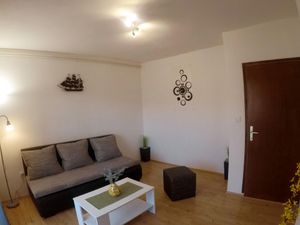 22440711-Ferienwohnung-4-Stari Grad-300x225-4