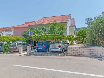 Ferienwohnung für 2 Personen (30 m²) in Stari Grad 1/10