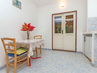 Ferienwohnung für 2 Personen (30 m²) in Stari Grad 6/10