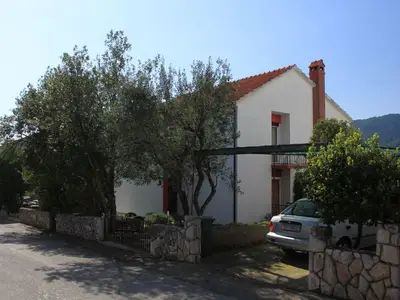 Ferienwohnung für 6 Personen in Stari Grad 3/10