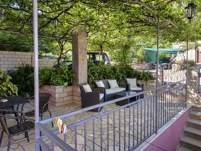 Ferienwohnung für 3 Personen in Stari Grad 6/10