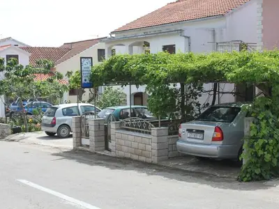 Ferienwohnung für 3 Personen in Stari Grad 8/10