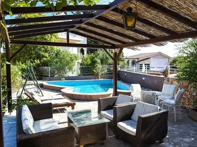 Ferienwohnung für 3 Personen in Stari Grad 3/10