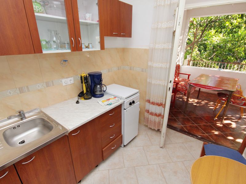 23928700-Ferienwohnung-2-Stari Grad-800x600-2