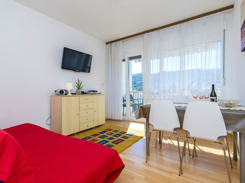 23930458-Ferienwohnung-6-Stari Grad-800x600-1