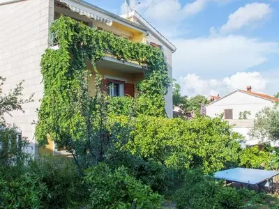 Ferienwohnung für 3 Personen in Stari Grad 1/10
