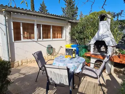 Ferienwohnung für 4 Personen (43 m²) in Stari Grad 3/10