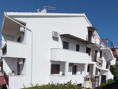 Ferienwohnung für 4 Personen (60 m²) in Stari Grad 3/10