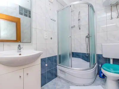 Ferienwohnung für 2 Personen (22 m²) in Stari Grad 8/10