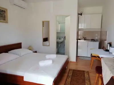 Ferienwohnung für 2 Personen (25 m²) in Stari Grad 9/10