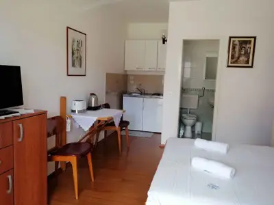 Ferienwohnung für 2 Personen (25 m²) in Stari Grad 10/10