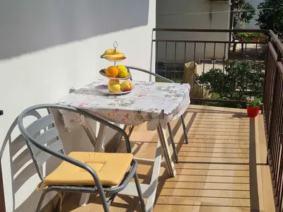 Ferienwohnung für 3 Personen (49 m²) in Stari Grad 3/10