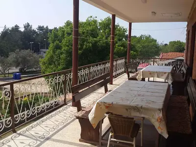 Ferienwohnung für 11 Personen (110 m²) in Starigrad-Paklenica 1/10