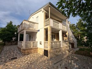Ferienwohnung für 3 Personen (30 m²) in Starigrad-Paklenica