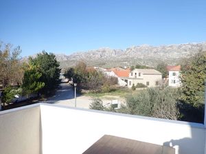 23779760-Ferienwohnung-4-Starigrad-Paklenica-300x225-2