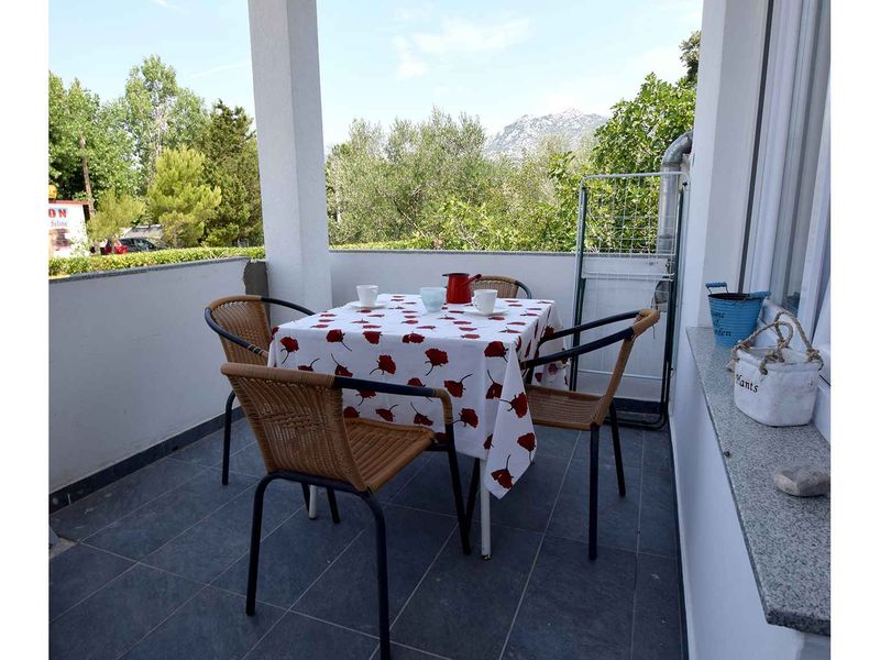 23779988-Ferienwohnung-4-Starigrad-Paklenica-800x600-1