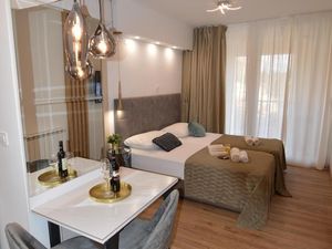 Ferienwohnung für 2 Personen (15 m²) in Starigrad-Paklenica