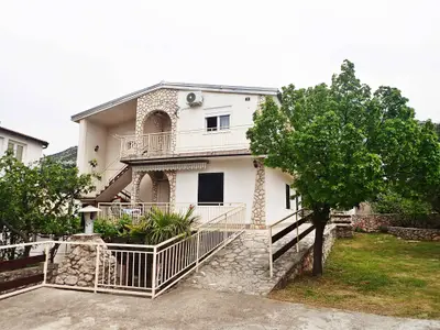Ferienwohnung für 4 Personen (45 m²) in Starigrad-Paklenica 1/10