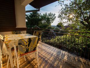 Ferienwohnung für 3 Personen (38 m&sup2;) in Starigrad-Paklenica