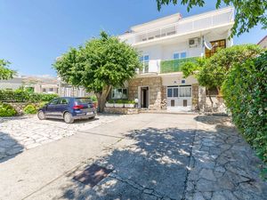 Ferienwohnung für 6 Personen (100 m&sup2;) in Starigrad-Paklenica