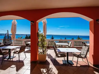 Ferienwohnung für 2 Personen in Starigrad-Paklenica 8/10