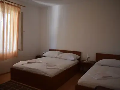 Ferienwohnung für 6 Personen in Starigrad-Paklenica 9/10
